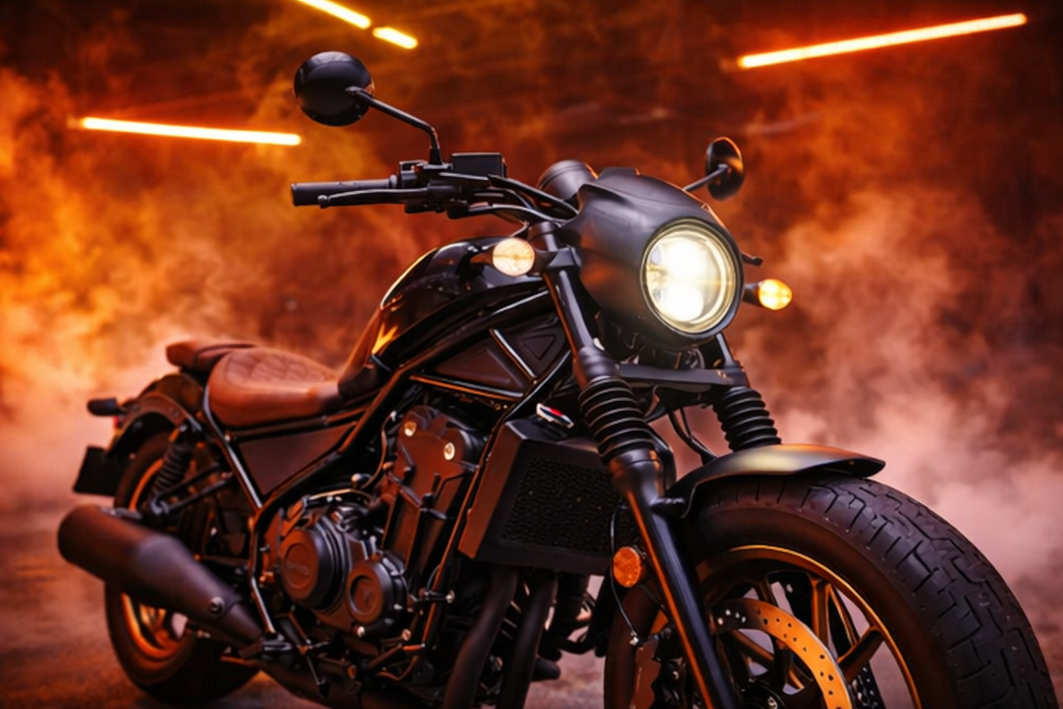 Honda Rebel dans un garage fumé